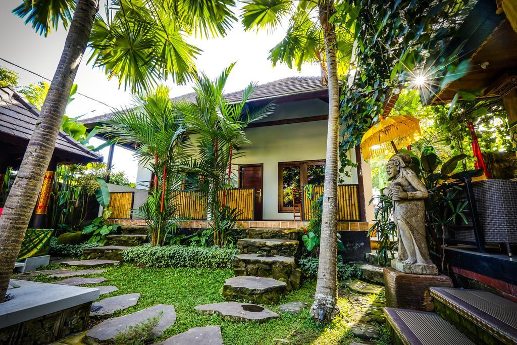 Bisma Sari Resort Ubud Exteriör bild